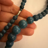 Vintage 1980s teal magnesite graduated bead necklace