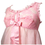 Nuisette vintage St Michael des années 1960 en nylon rose mousseux et dentelle non portée