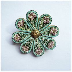 Flower shaped vintage 1940s Italian micromosaic brooch