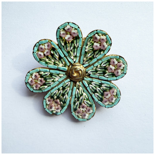 Flower shaped vintage 1940s Italian micromosaic brooch