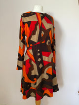Psychedelic print bold brown and orange jersey 1970s day dress
