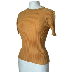 Light amber orange 70s-does-40s ribbed heart motif jumper