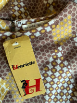 Geometric pattern knitted brown and amber yellow vintage 1960s belted dress